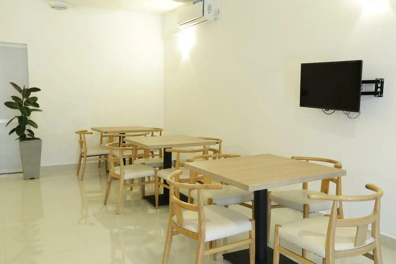 Villa Agoura Grand 尼甘布